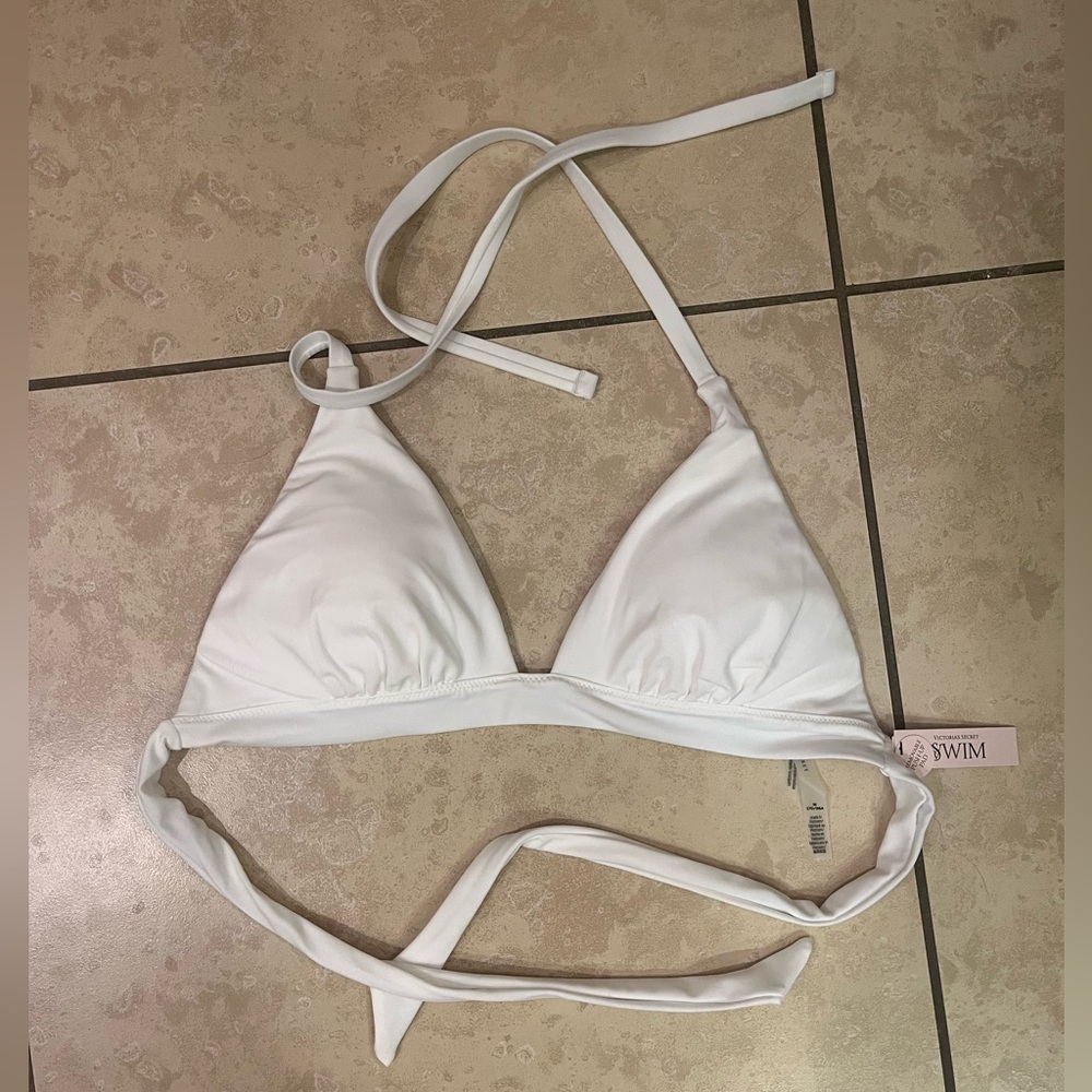 NWT Victoria's Secret White Bikini Top